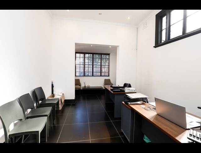 265M² BUILDING FOR SALE IN MUSGRAVE